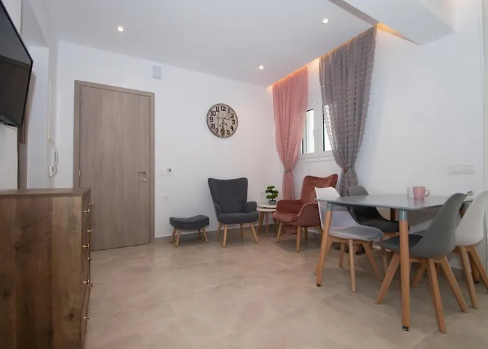 Anthi Beach Suite