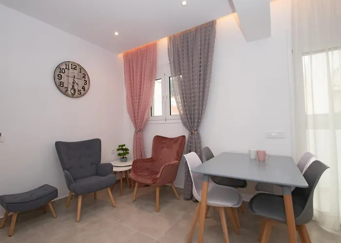 Anthi Beach Suite